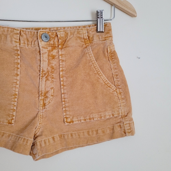 American Eagle Mustard Corduroy Shorts - Picture 2 of 9